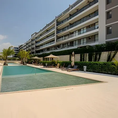 Lujoso Con Acceso Directo A La Playa Apartamento Cartagena