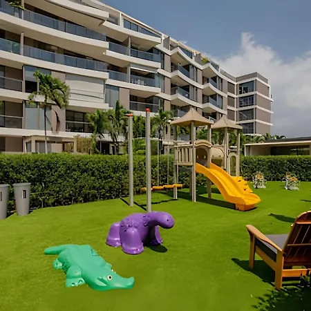 Lujoso Con Acceso Directo A La Playa Apartamento Cartagena