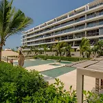 Lujoso Con Acceso Directo A La Playa