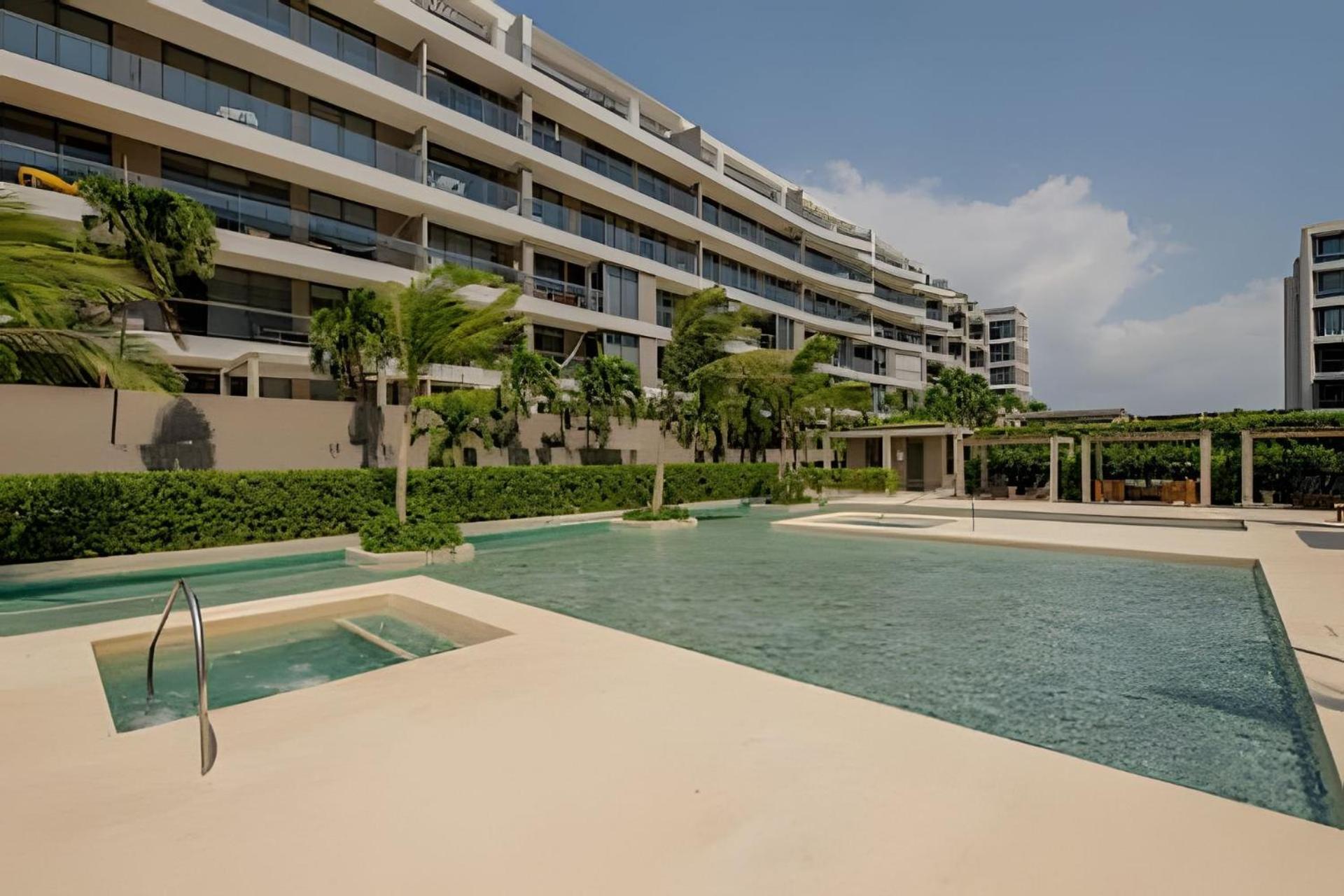 Lujoso Con Acceso Directo A La Playa *